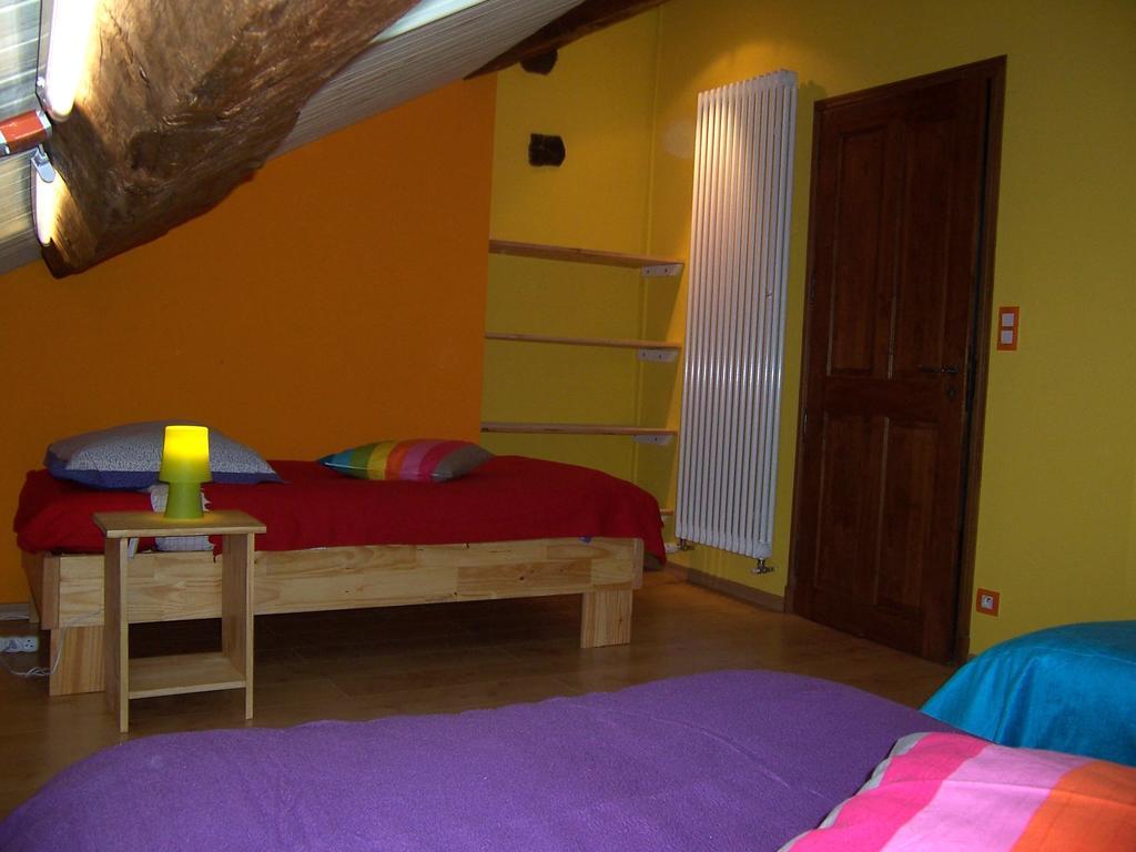 La Maison De Marie-Claire Doncourt-sur-Meuse Habitación foto
